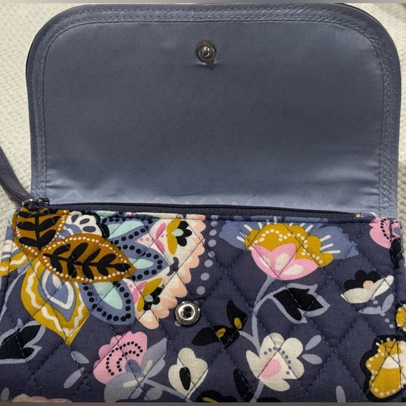 Vera Bradley Charmont Meadow Trimmed Wristlet - Picture 4 of 7